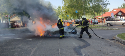 parkoló autó égett Balatonberényben