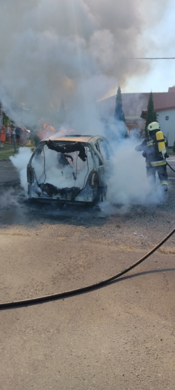 parkoló autó égett Balatonberényben