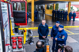 Gépjárműátadás pillanatai
