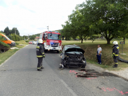 Autó borult fel Cserszegtomajon